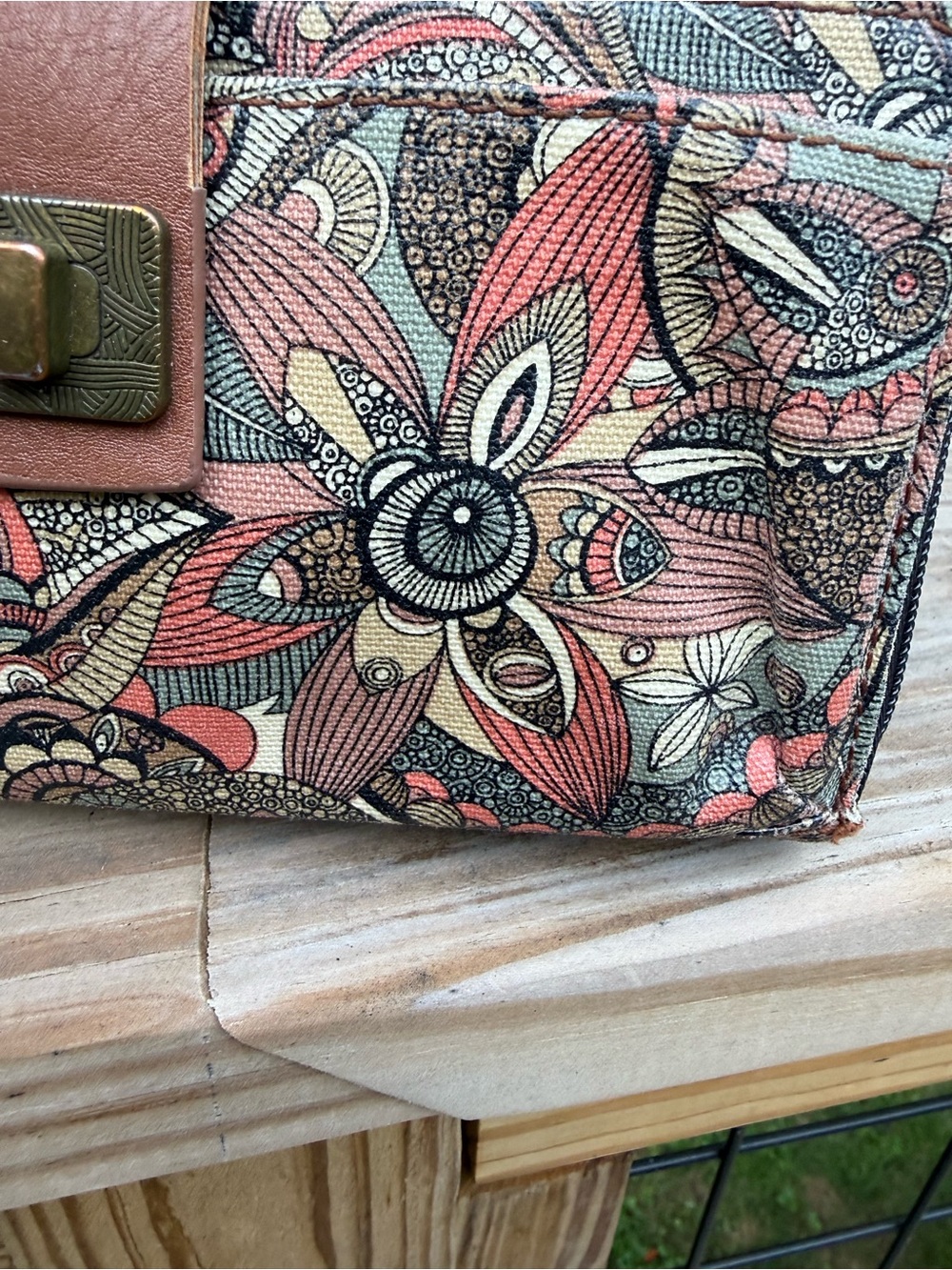 Sakroots Crossbody Bag & Matching Wristlet Wallet Set: Sienna Spirit Desert - Picture 6 of 8